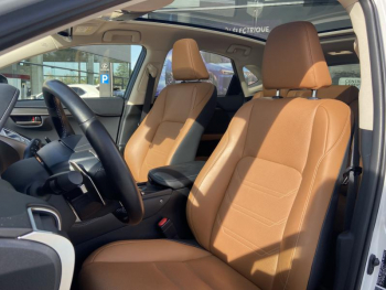 Photo 2 du bon plan LEXUS NX 300h 2WD Luxe Plus MY21 occasion à 27990 €