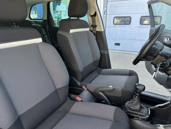 Photo 17 du bon plan CITROEN C3 Aircross PureTech 110ch S&S Shine Pack occasion à 11490 €