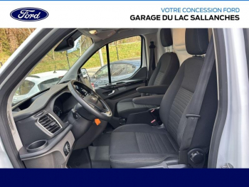 Photo 19 du bon plan FORD Transit Custom Fg VUL 300 L1H1 2.0 EcoBlue 170ch Limited BVA8 occasion à 36990 €