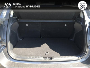 Photo 10 du bon plan TOYOTA Yaris 116h Design 5p MC24 occasion à 21790 €