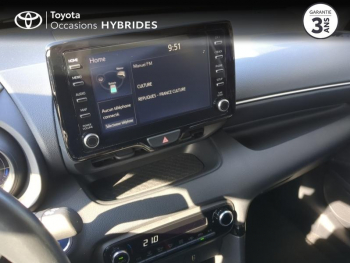 Photo 15 du bon plan TOYOTA Yaris 116h Design 5p MY22 occasion à 18890 €