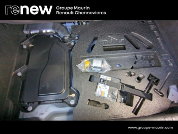 Photo 12 du bon plan RENAULT Clio 1.6 E-Tech hybride 145ch Techno occasion à 16999 €