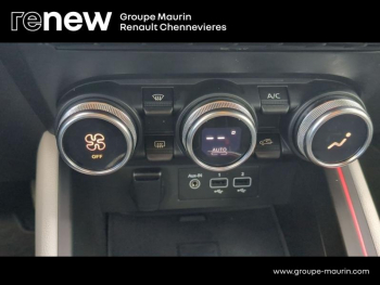 Photo 25 du bon plan RENAULT Clio 1.6 E-Tech hybride 145ch Techno occasion à 16999 €