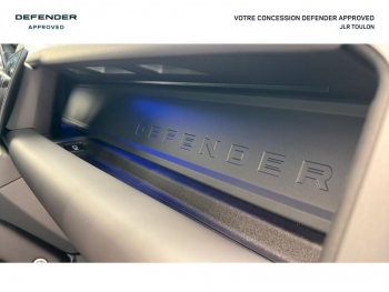 Photo 20 du bon plan LAND-ROVER Defender 110 2.0 P300e PHEV X-Dynamic HSE occasion à 124990 €