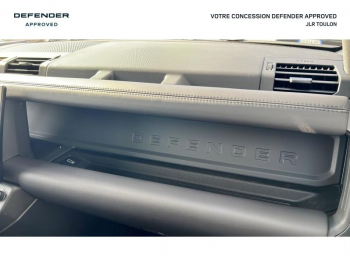 Photo 25 du bon plan LAND-ROVER Defender 90 D350 X-Dynamic HSE 2 places occasion à 127900 €