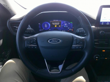 Photo 4 du bon plan FORD Kuga 2.5 Duratec 190ch FHEV E85 Titanium BVA occasion à 23900 €