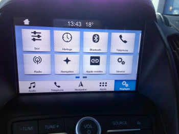 Photo 10 du bon plan FORD Kuga 1.5 Flexifuel-E85 150ch Stop&Start Vignale 4x2 Euro6.2 occasion à 17900 €