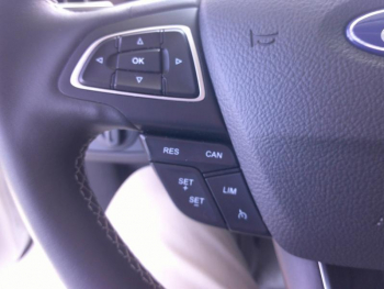 Photo 16 du bon plan FORD Kuga 1.5 Flexifuel-E85 150ch Stop&Start Vignale 4x2 Euro6.2 occasion à 17900 €