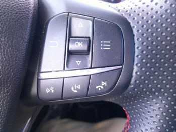 Photo 14 du bon plan FORD Puma 1.0 Flexifuel 125ch ST-Line occasion à 17900 €