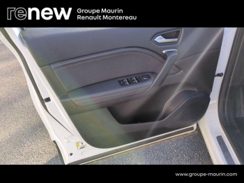 Photo 24 du bon plan RENAULT Captur 1.6 E-Tech hybride 145ch Initiale Paris -21B occasion à 20490 €