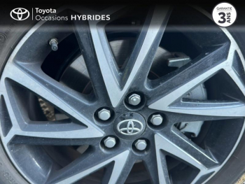 Photo 16 du bon plan TOYOTA Yaris 116h Design 5p MY22 occasion à 19990 €