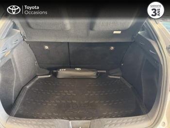 Photo 10 du bon plan TOYOTA C-HR 122h Dynamic Business 2WD E-CVT MC19 occasion à 19490 €