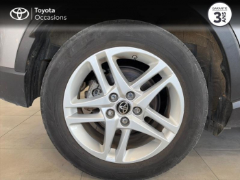 Photo 16 du bon plan TOYOTA C-HR 122h Dynamic Business 2WD E-CVT MC19 occasion à 19490 €