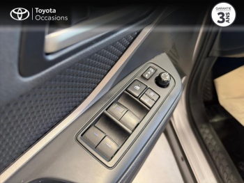 Photo 22 du bon plan TOYOTA C-HR 122h Dynamic Business 2WD E-CVT MC19 occasion à 19490 €
