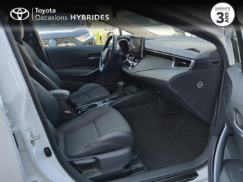 Photo 6 du bon plan TOYOTA Corolla 122h Design MY22 occasion à 21500 €