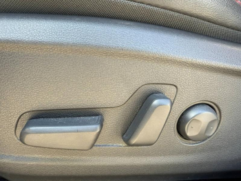 Photo 7 du bon plan HYUNDAI Kona 1.0 T-GDi 120ch FAP Executive occasion à 15500 €