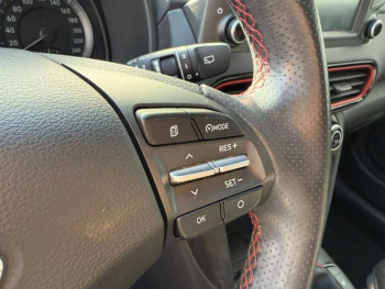 Photo 11 du bon plan HYUNDAI Kona 1.0 T-GDi 120ch FAP Executive occasion à 15500 €