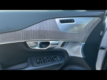 Photo 15 du bon plan VOLVO XC90 T8 AWD 310 + 145ch Ultimate Style Dark Geartronic occasion à 51990 €