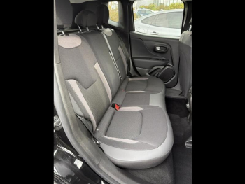 Photo 11 du bon plan JEEP Renegade 1.5 Turbo T4 130ch MHEV Limited BVR7 occasion à 17990 €