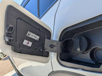 Photo 11 du bon plan PEUGEOT 2008 1.2 PureTech 130ch S&S GT occasion à 15880 €