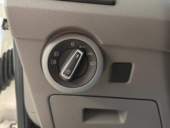 Photo 6 du bon plan VOLKSWAGEN Transporter Fg VUL 2.8T L1H1 2.0 TDI 150ch Business DSG7 occasion à 31900 €