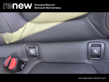 Photo 19 du bon plan RENAULT Megane 1.5 Blue dCi 115ch Edition One EDC occasion à 19490 €