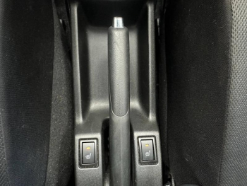 Photo 16 du bon plan SUZUKI Swift 1.2 Hybrid 83ch Pack AllGrip occasion à 18290 €