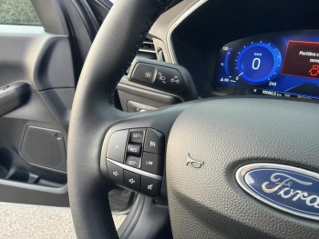 Photo 7 du bon plan FORD Kuga 2.5 Duratec 190ch FHEV E85 Titanium BVA occasion à 26900 €