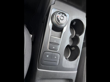 Photo 12 du bon plan FORD Kuga 2.5 Duratec 190ch FHEV E85 Titanium BVA occasion à 26900 €