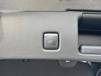 Photo 21 du bon plan FORD Kuga 2.5 Duratec 190ch FHEV E85 Titanium BVA occasion à 26900 €