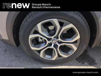 Photo 11 du bon plan RENAULT Captur 1.6 E-Tech hybride 145ch Techno Fast Track occasion à 20999 €