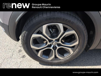 Photo 13 du bon plan RENAULT Captur 1.6 E-Tech hybride 145ch Techno Fast Track occasion à 20999 €