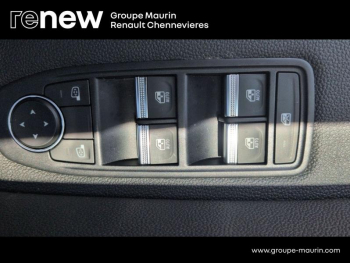 Photo 16 du bon plan RENAULT Captur 1.6 E-Tech hybride 145ch Techno Fast Track occasion à 20999 €