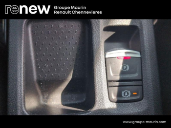 Photo 29 du bon plan RENAULT Captur 1.6 E-Tech hybride 145ch Techno Fast Track occasion à 20999 €