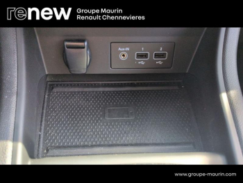 Photo 35 du bon plan RENAULT Captur 1.6 E-Tech hybride 145ch Techno Fast Track occasion à 20999 €