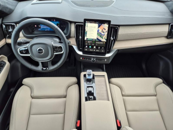 Photo 4 du bon plan VOLVO XC90 T8 AWD 310 + 145ch Ultra Style Chrome Geartronic occasion à 102900 €