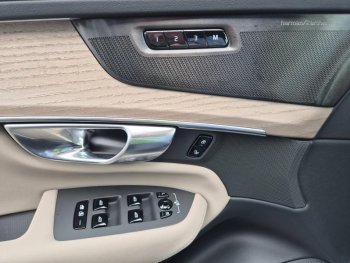 Photo 28 du bon plan VOLVO XC90 T8 AWD 310 + 145ch Ultra Style Chrome Geartronic occasion à 102900 €