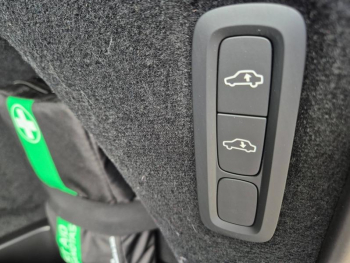 Photo 35 du bon plan VOLVO XC90 T8 AWD 310 + 145ch Ultra Style Chrome Geartronic occasion à 102900 €