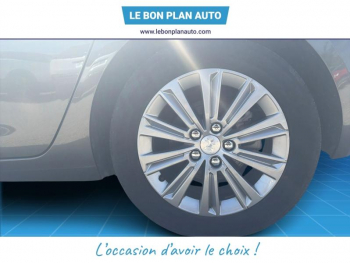 Photo 9 du bon plan PEUGEOT 308 1.2 PureTech 130ch S&S Allure EAT6 occasion à 9900 €