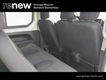 Photo 16 du bon plan RENAULT Trafic Combi L1 2.0 Blue dCi 150ch S&S Zen 8 places occasion à 19800 €