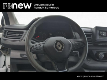 Photo 19 du bon plan RENAULT Trafic Combi L1 2.0 Blue dCi 150ch S&S Zen 8 places occasion à 19800 €