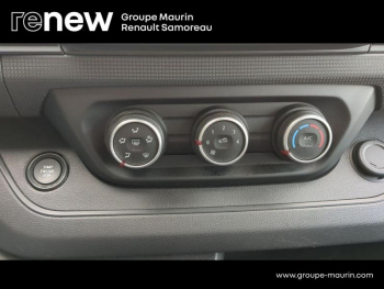 Photo 24 du bon plan RENAULT Trafic Combi L1 2.0 Blue dCi 150ch S&S Zen 8 places occasion à 19800 €