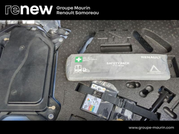 Photo 10 du bon plan RENAULT Clio 1.6 E-Tech hybride 145ch Techno occasion à 17900 €