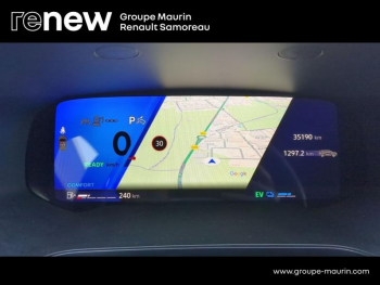 Photo 40 du bon plan RENAULT Clio 1.6 E-Tech hybride 145ch Techno occasion à 17900 €