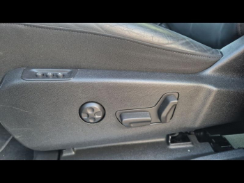 Photo 13 du bon plan CITROEN C5 Aircross Hybrid 225ch Shine Pack e-EAT8 occasion à 19900 €