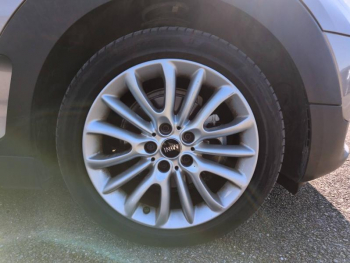 Photo 10 du bon plan MINI Clubman One D 116ch Hyde Park BVA occasion à 12900 €