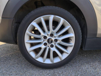 Photo 12 du bon plan MINI Clubman One D 116ch Hyde Park BVA occasion à 12900 €