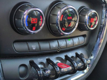 Photo 25 du bon plan MINI Clubman One D 116ch Hyde Park BVA occasion à 12900 €