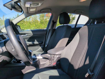 Photo 16 du bon plan BMW Série 1 114d 95ch Lounge 5p occasion à 13490 €