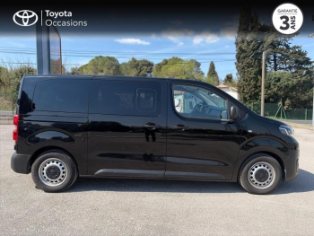 Photo 17 du bon plan TOYOTA ProAce Combi Medium 2.0 140 D-4D MC24 occasion à 31990 €